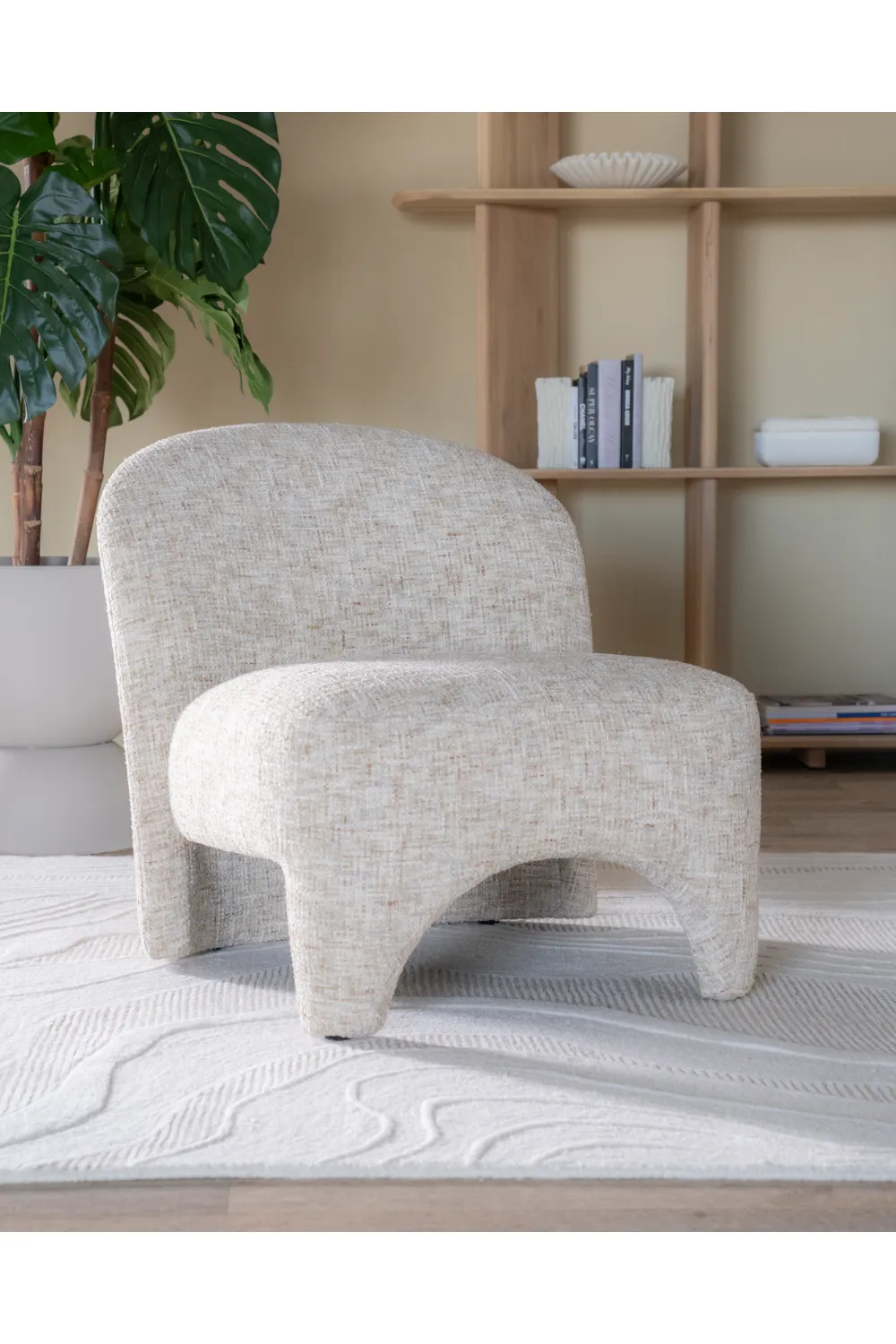 Arched Back Lounge Chair | Eleonora Owen