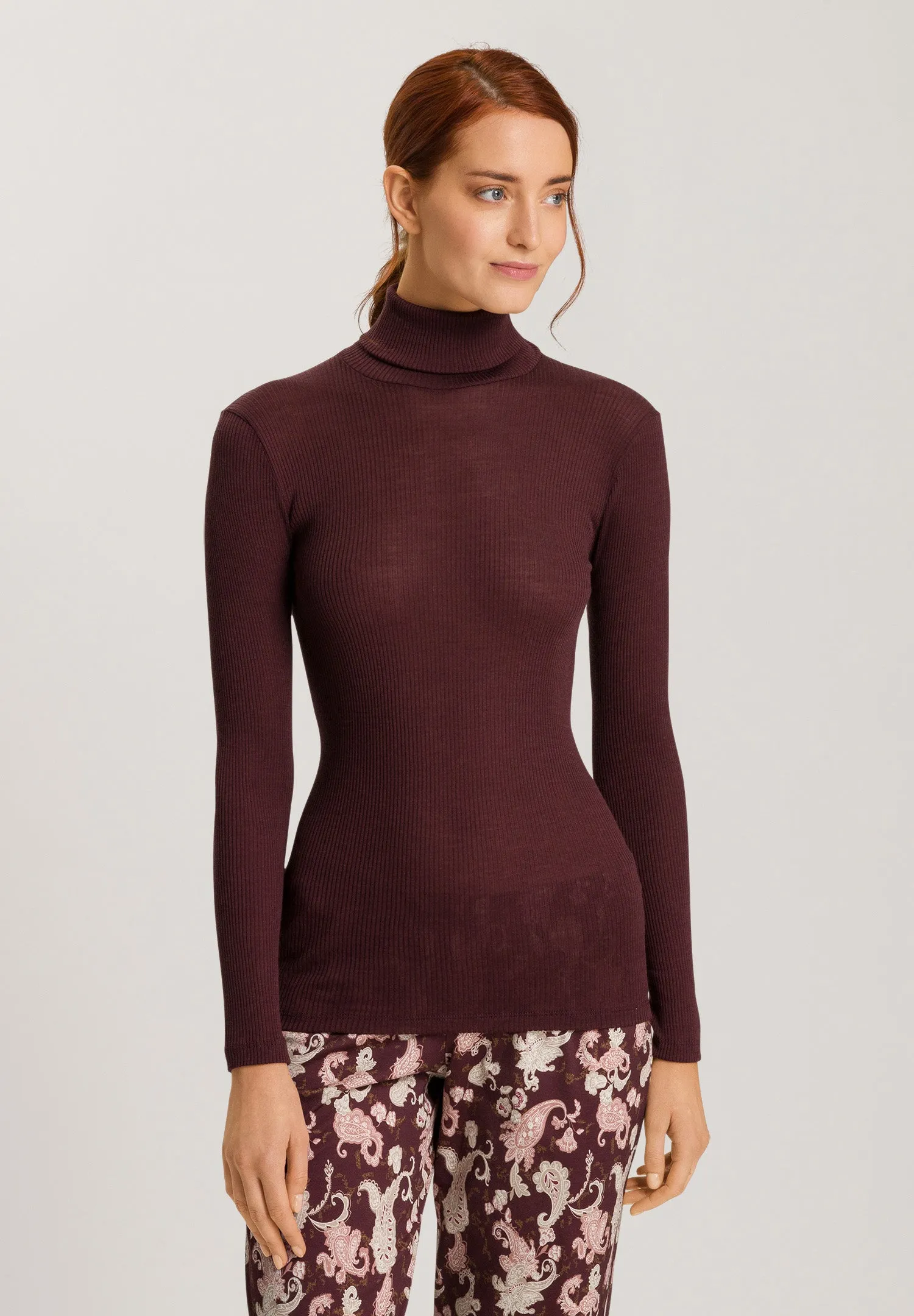 Maria Wool and Silk Fine Ribbed Turtleneck | Deep Maroon 70901-2483