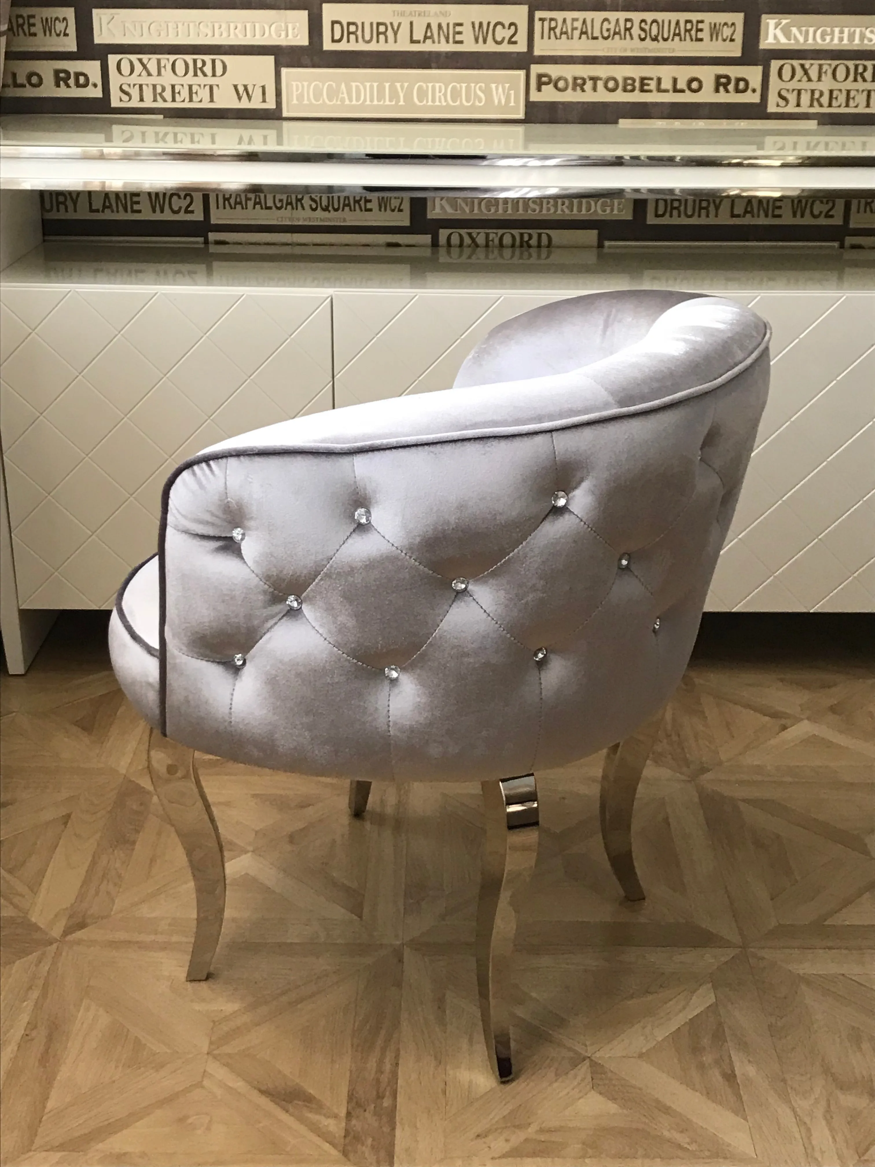 Silver Luxury Diamante Buttoned Crystal Style Armchair